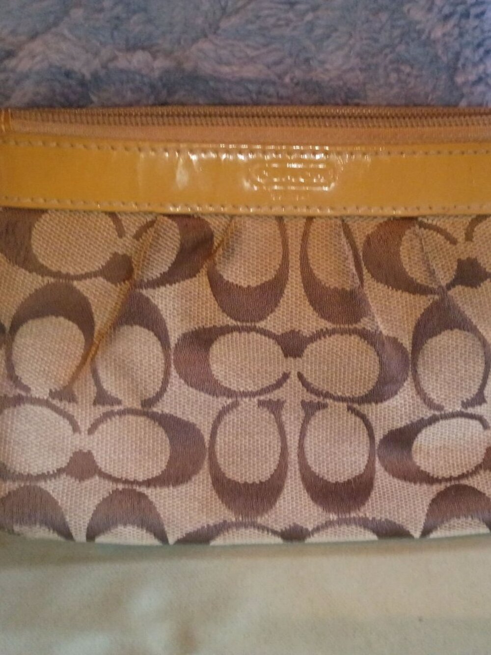 Coach Signature Wristlet / Cosmetic Pouch – Tan & Brown